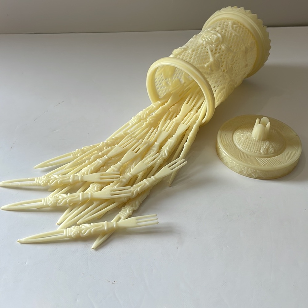Set of 32 Asian Plastic Forks Picks Holder Vintage 70s Cocktail Appetizer